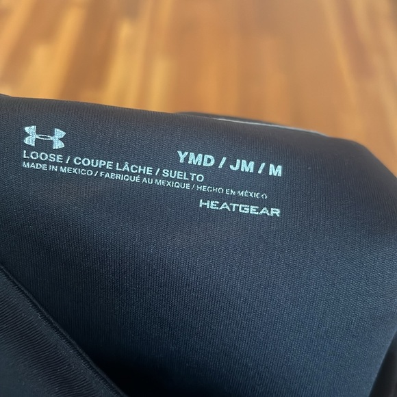 Under Armour boys black quarter zip - Picture 3 of 3